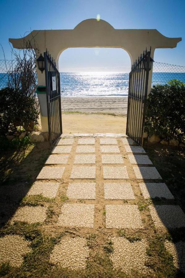 Holidays2Mijas Costa Lubina Del Sol Frontline Beach, Pool, Terrace, Seaview & Parking Sitio de Calahonda Exterior foto